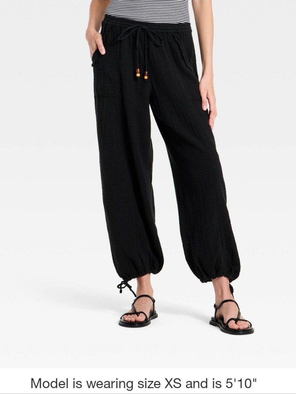 Women's Mid-rise Baggy Ankle Pull-on Pants Universal Thread Size M Black